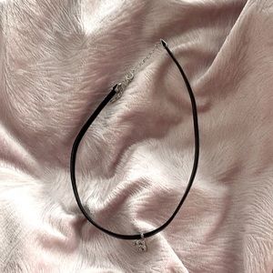 Choker necklace